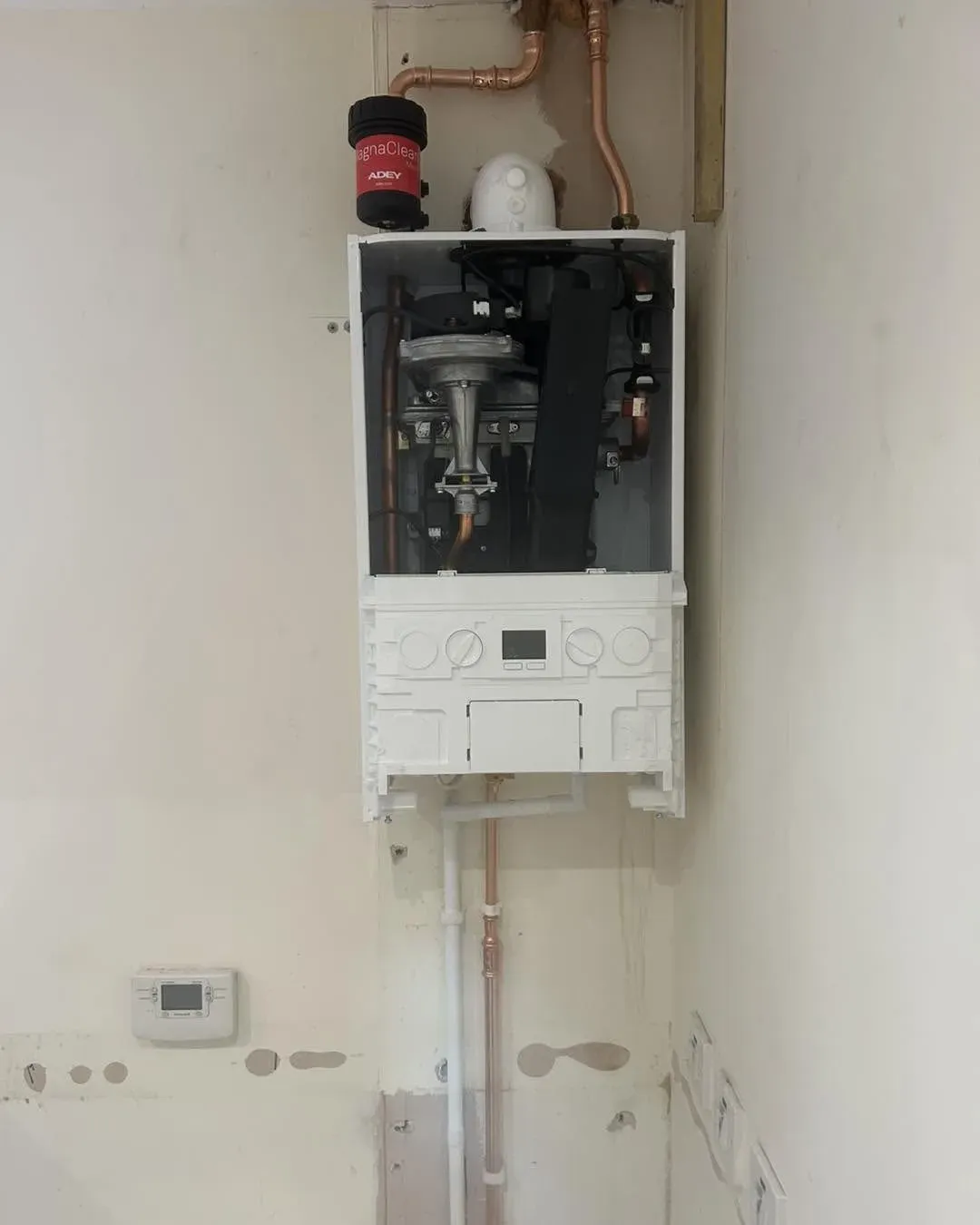 Gas boiler opened during heating work